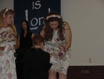 Jesse gives the ring to the maid of honor - Auntie Angie